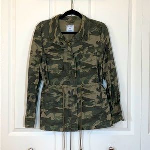 Army green, camouflage Jacket